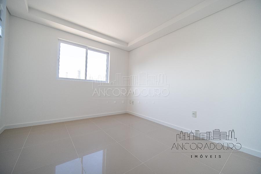 Apartamento no Icon Residence: 3 Dormitórios (1 suíte), 2 vagas de garagem, área de lazer completa! — foto 7