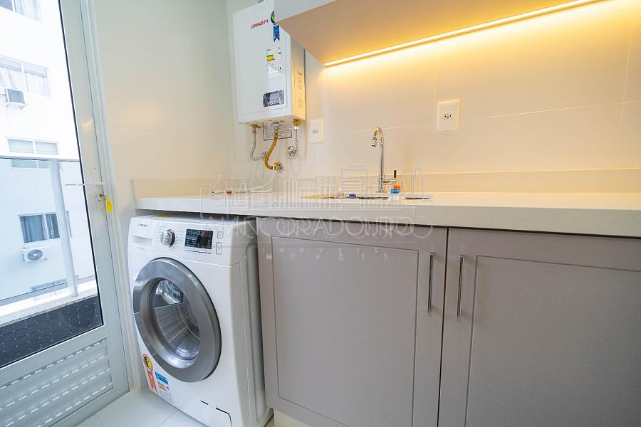 Apartamento Novo: 3 suítes, 2 vagas garagem, Mobiliado, Centro de Balneário Camboriú. — foto 10