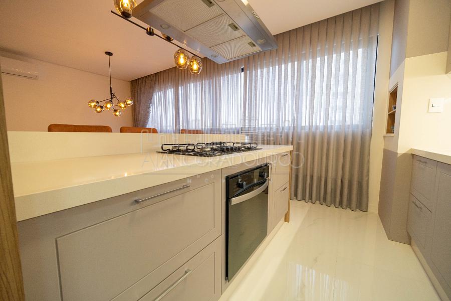 Apartamento Novo: 3 suítes, 2 vagas garagem, Mobiliado, Centro de Balneário Camboriú. — foto 7