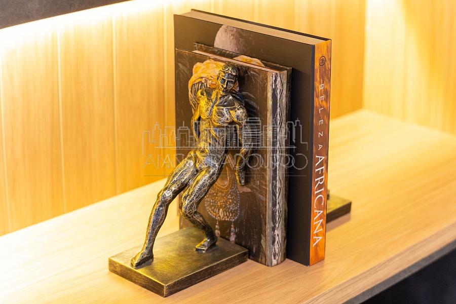 Apartamento Novo: 3 suítes, 2 vagas garagem, Mobiliado, Centro de Balneário Camboriú. — foto 23