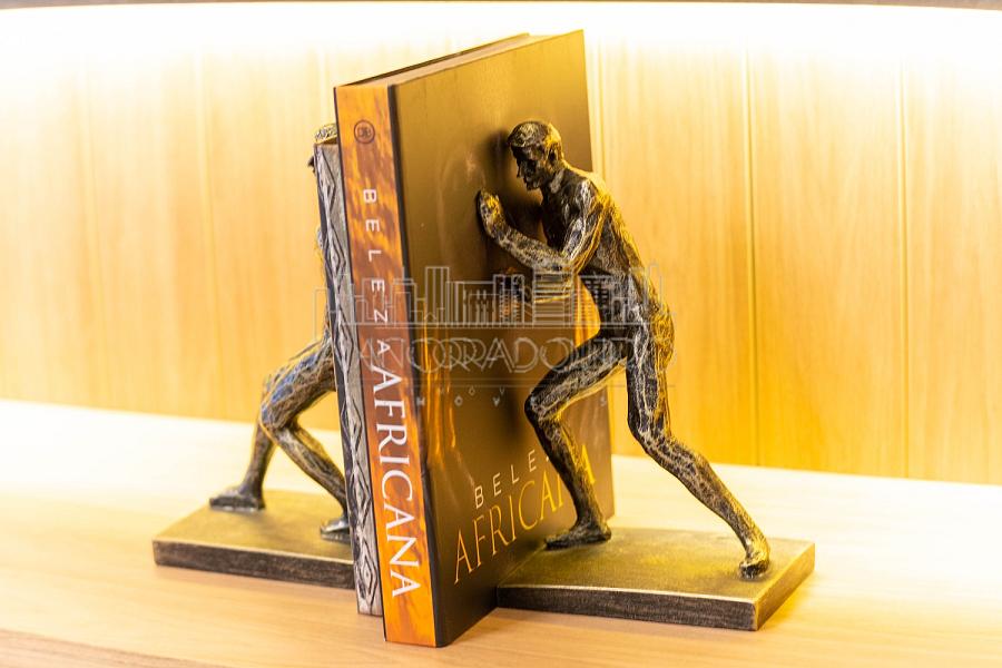 Apartamento Novo: 3 suítes, 2 vagas garagem, Mobiliado, Centro de Balneário Camboriú. — foto 24