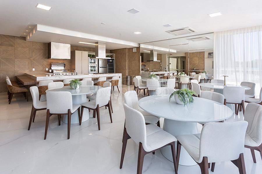 3 suítes, 2 vagas garagem, Mobiliado, Centro de Balneário Camboriú. — foto 34