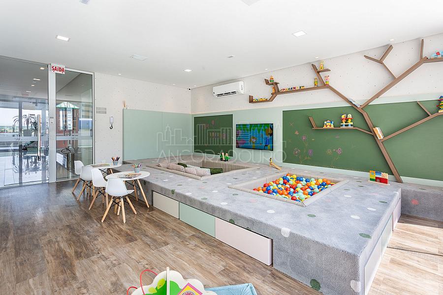 3 suítes, 2 vagas garagem, Mobiliado, Centro de Balneário Camboriú. — foto 10