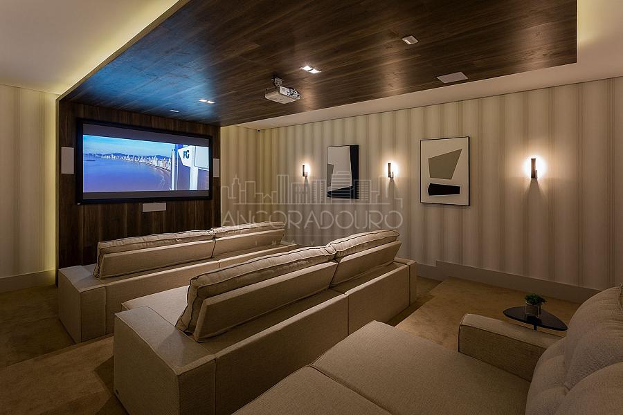 3 suítes, 2 vagas garagem, Mobiliado, Centro de Balneário Camboriú. — foto 18