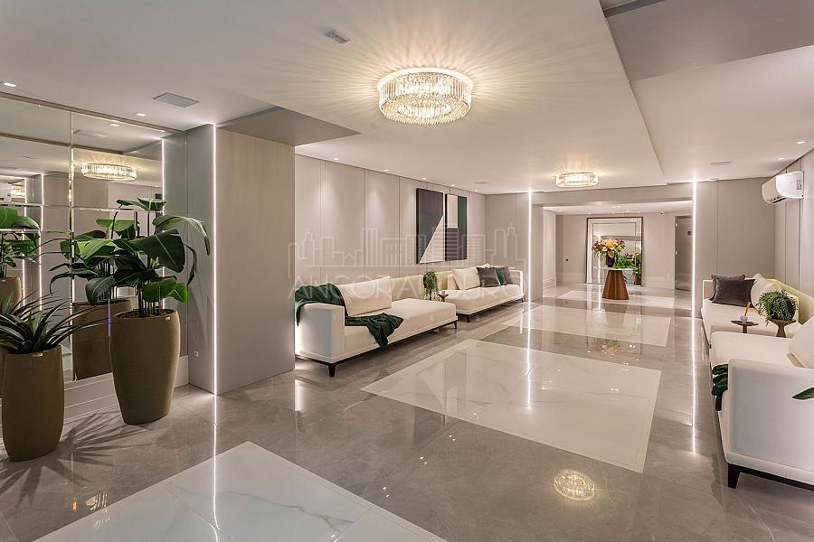 3 suítes, 2 vagas garagem, Mobiliado, Centro de Balneário Camboriú. — foto 39