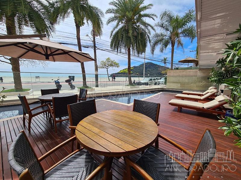 Acqua Residence : 3 Suítes, mobiliado, 3 vagas garagem, Avenida Atlântica em Balneário Camboriú — foto 3