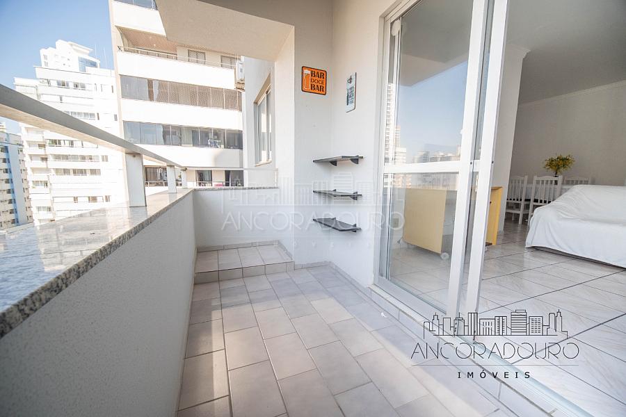 Apartamento na quadra mar - centro de Balneário Camboriú — foto 6