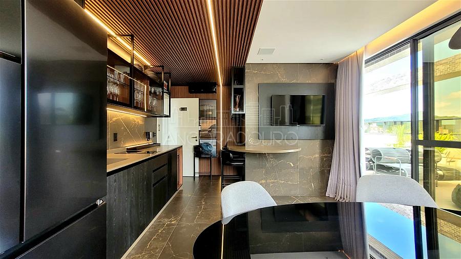 Praia Brava: 3 suítes, 2 vagas, Sacada com churrasqueira, Itajaí. — foto 10