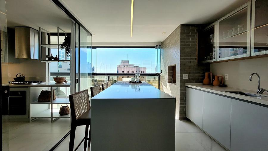 Praia Brava: 3 suítes, 2 vagas, Sacada com churrasqueira, Itajaí. — foto 15