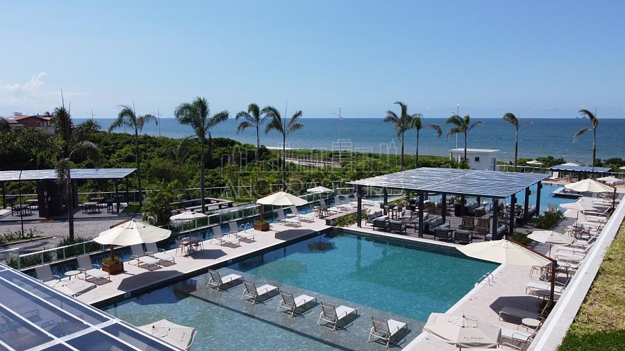 Al Mare Beach: 6 Dormitórios (5 suítes), Mobiliado, Decorado, Vista Mar, 3 Vaga garagem, 5000m² de área de lazer, Frente mar em Balneário Piçarras. — foto 2