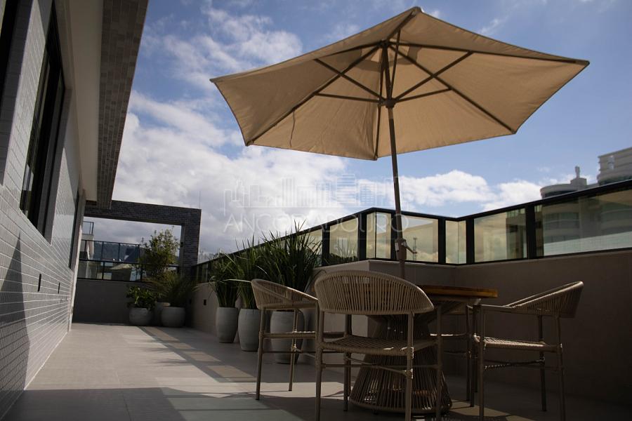 3 suítes, 2 vagas, Sacada com churrasqueira, Itajaí. — foto 15