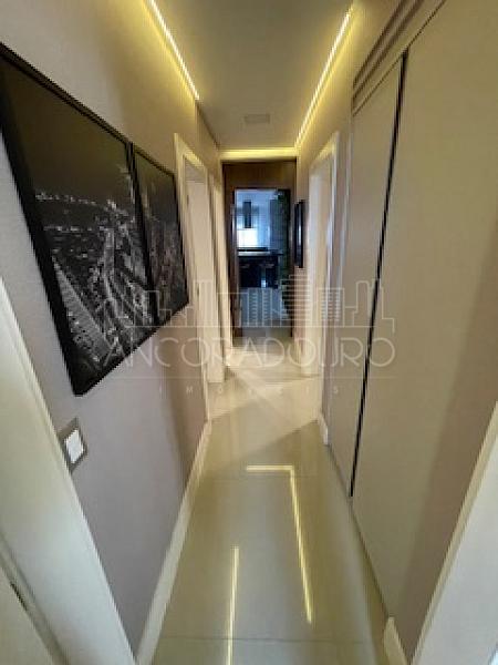 3 suítes, 3 vagas garagem, mobiliado, Centro de Balneário Camboriú. — foto 17