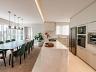 4 su�tes, 4 vagas garagem, Avenida Atl�ntica de Balne�rio Cambori�, Mobiliado e Decorado. 73