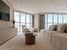 4 su�tes, 4 vagas garagem, Avenida Atl�ntica de Balne�rio Cambori�, Mobiliado e Decorado. 23
