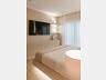 4 su�tes, 4 vagas garagem, Avenida Atl�ntica de Balne�rio Cambori�, Mobiliado e Decorado. 44