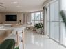 4 su�tes, 4 vagas garagem, Avenida Atl�ntica de Balne�rio Cambori�, Mobiliado e Decorado. 1