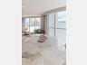 4 su�tes, 4 vagas garagem, Avenida Atl�ntica de Balne�rio Cambori�, Mobiliado e Decorado. 2