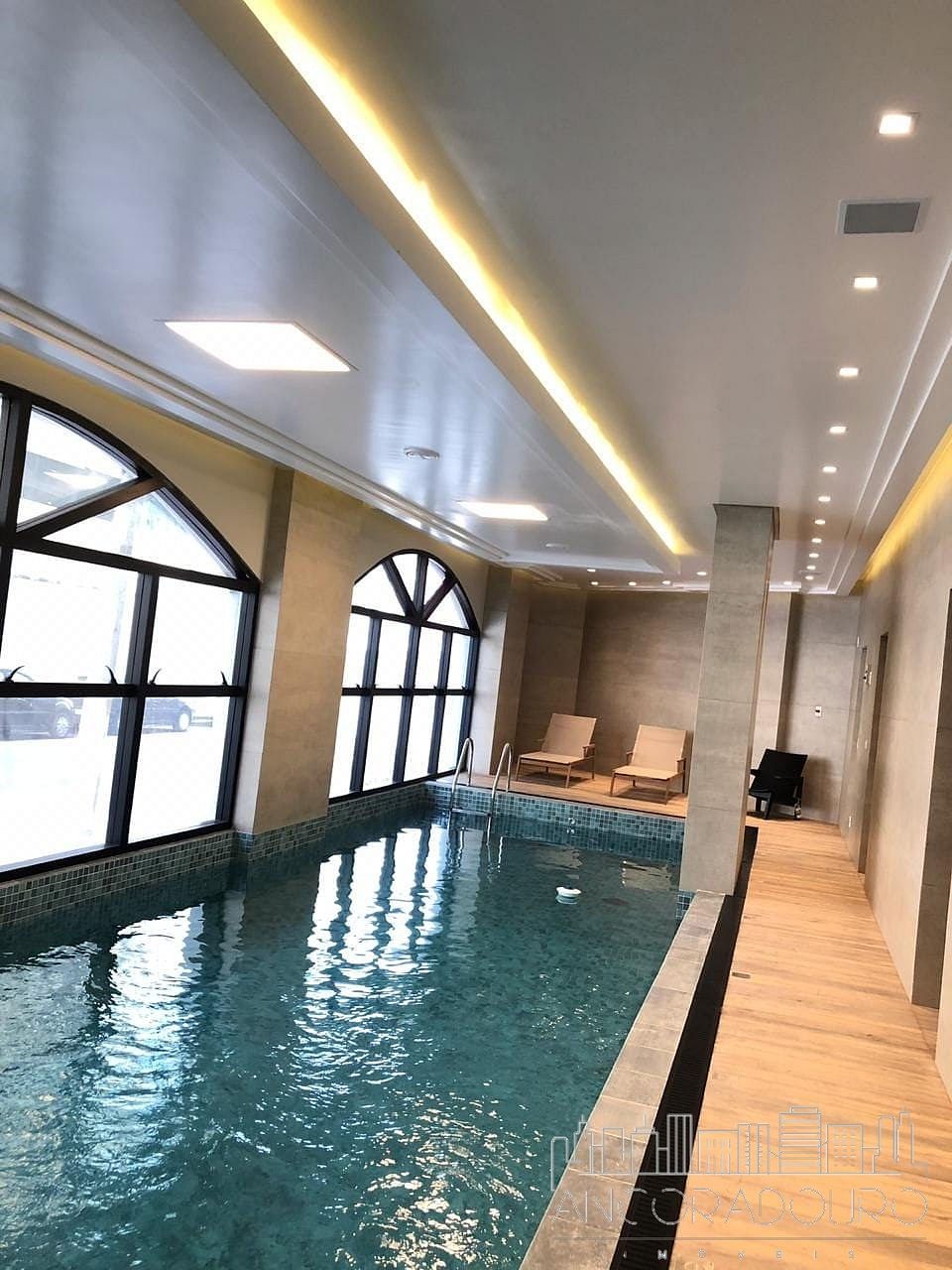 Apartamento à venda com 4 quartos, 200m² - Foto 7