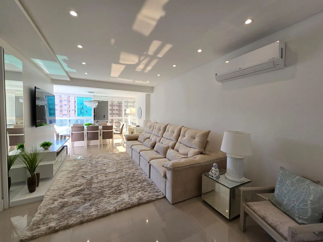 Apartamento, 3 quartos, 117 m² - Foto 2