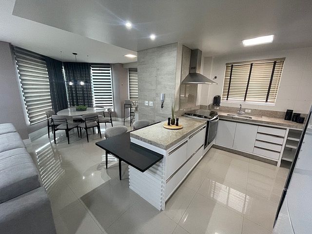 Apartamento, 3 quartos, 136 m² - Foto 3