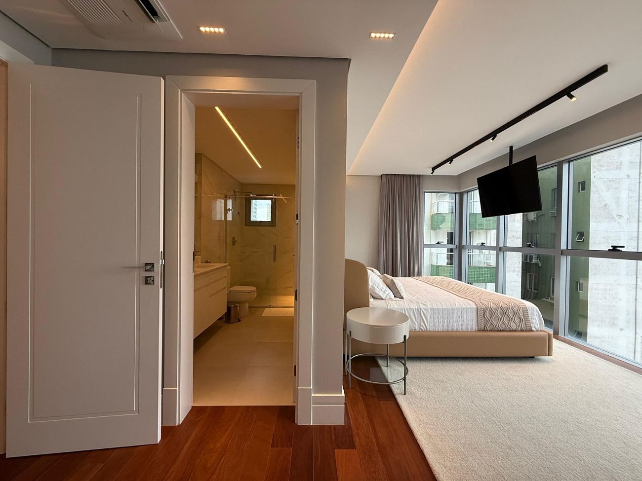 Apartamento, 4 quartos, 264 m² - Foto 114