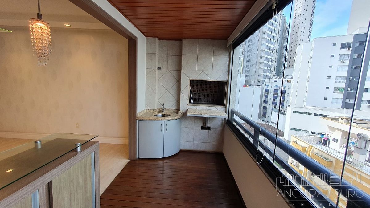 Apartamento, 4 quartos, 140 m² - Foto 1