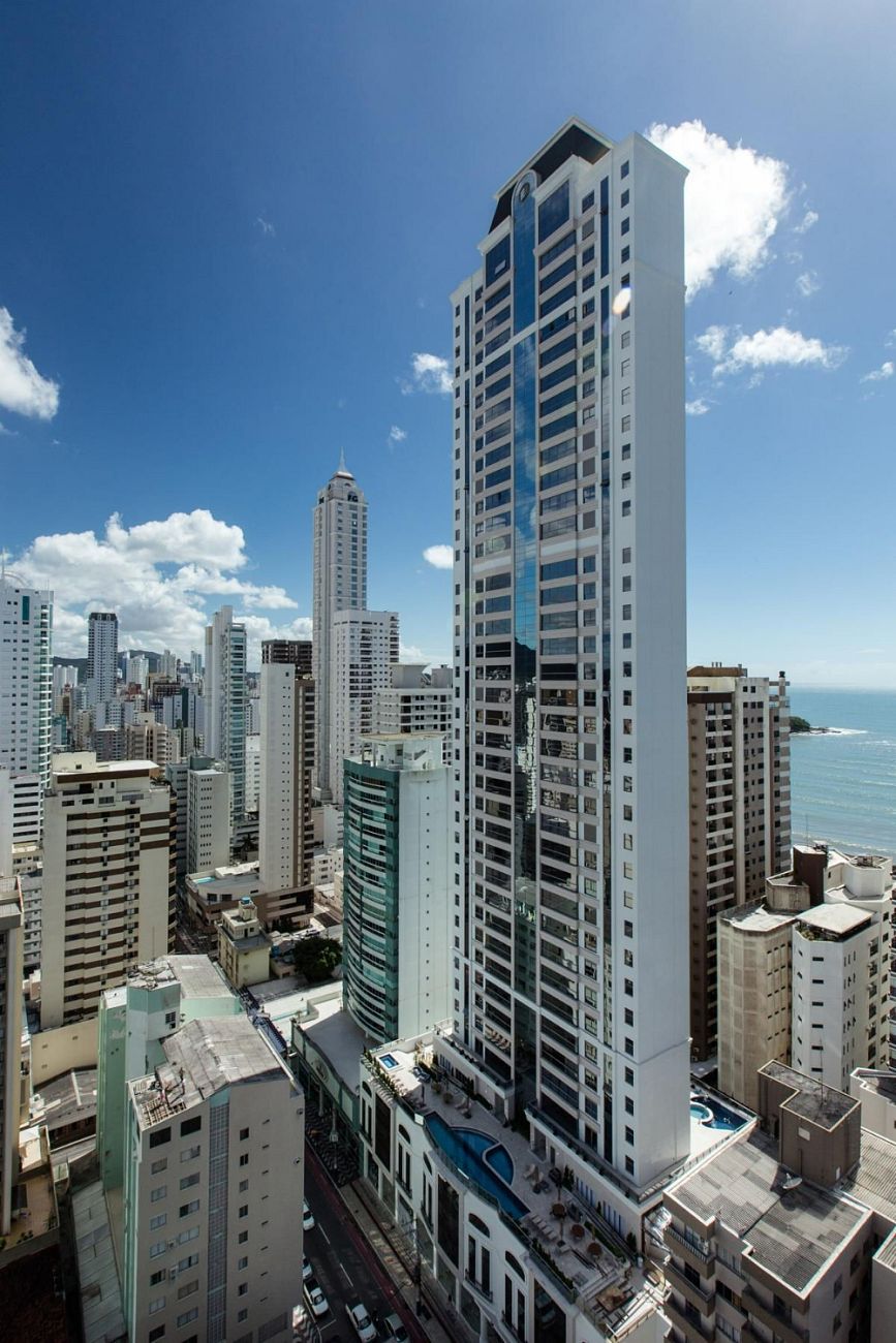 Apartamento, 3 quartos, 160 m² - Foto 1