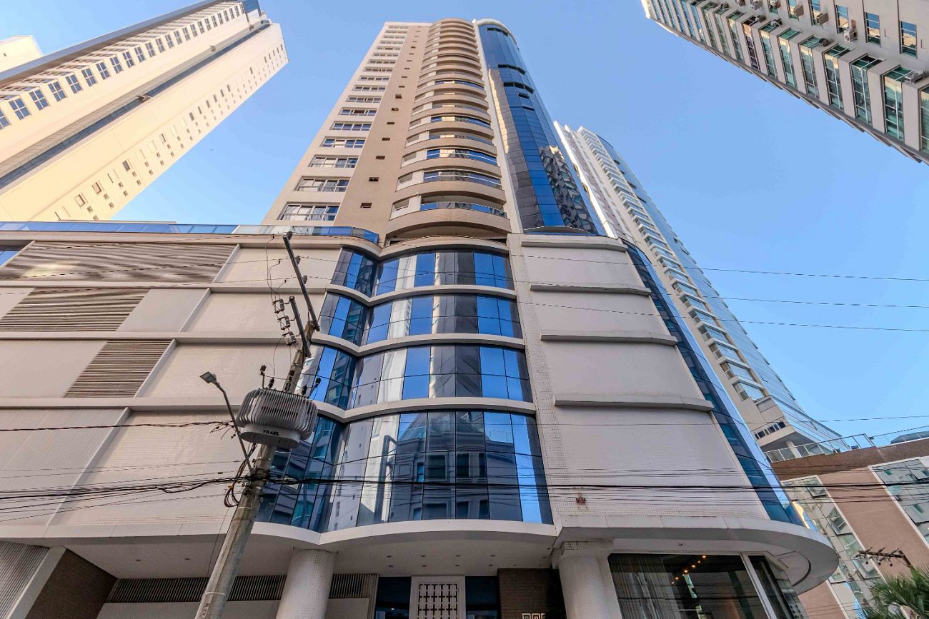 Apartamento, 3 quartos, 160 m² - Foto 1