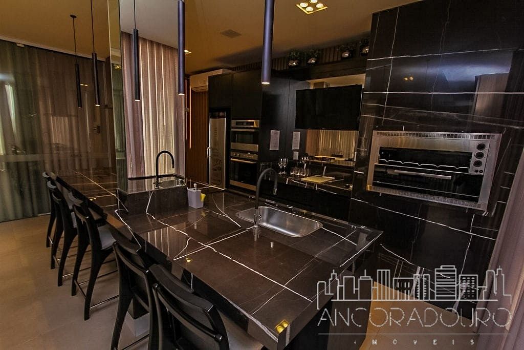 Apartamento, 4 quartos, 220 m² - Foto 14