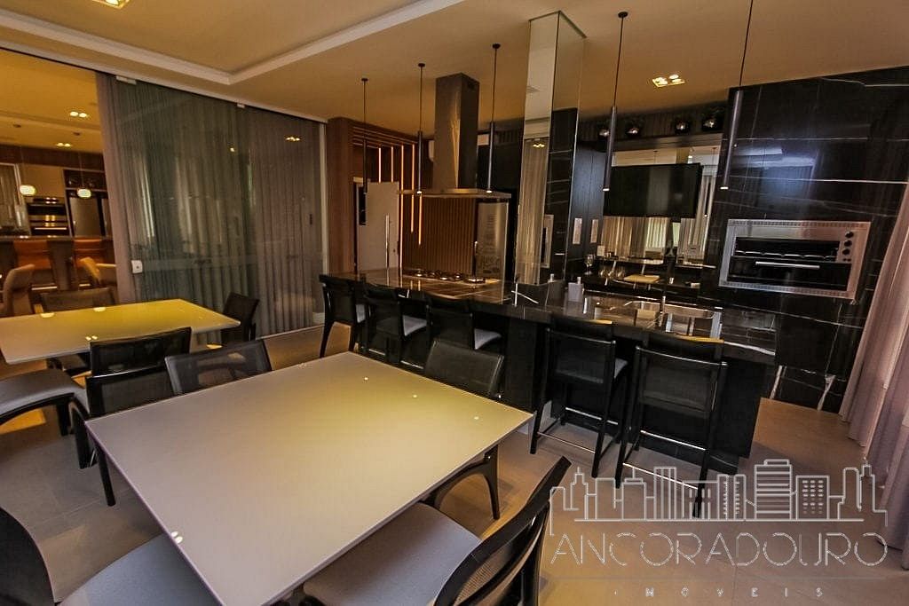 Apartamento, 4 quartos, 220 m² - Foto 24