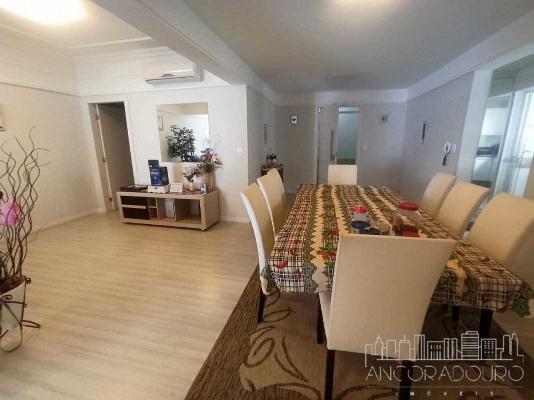 Apartamento, 3 quartos, 130 m² - Foto 2