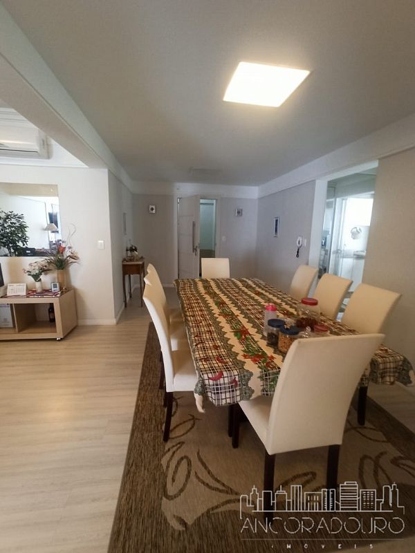 Apartamento, 3 quartos, 130 m² - Foto 8