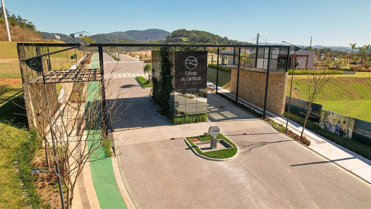 Terreno à venda, 300m² - Foto 1