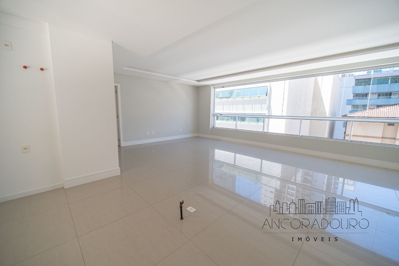 Apartamento, 3 quartos, 251 m² - Foto 9