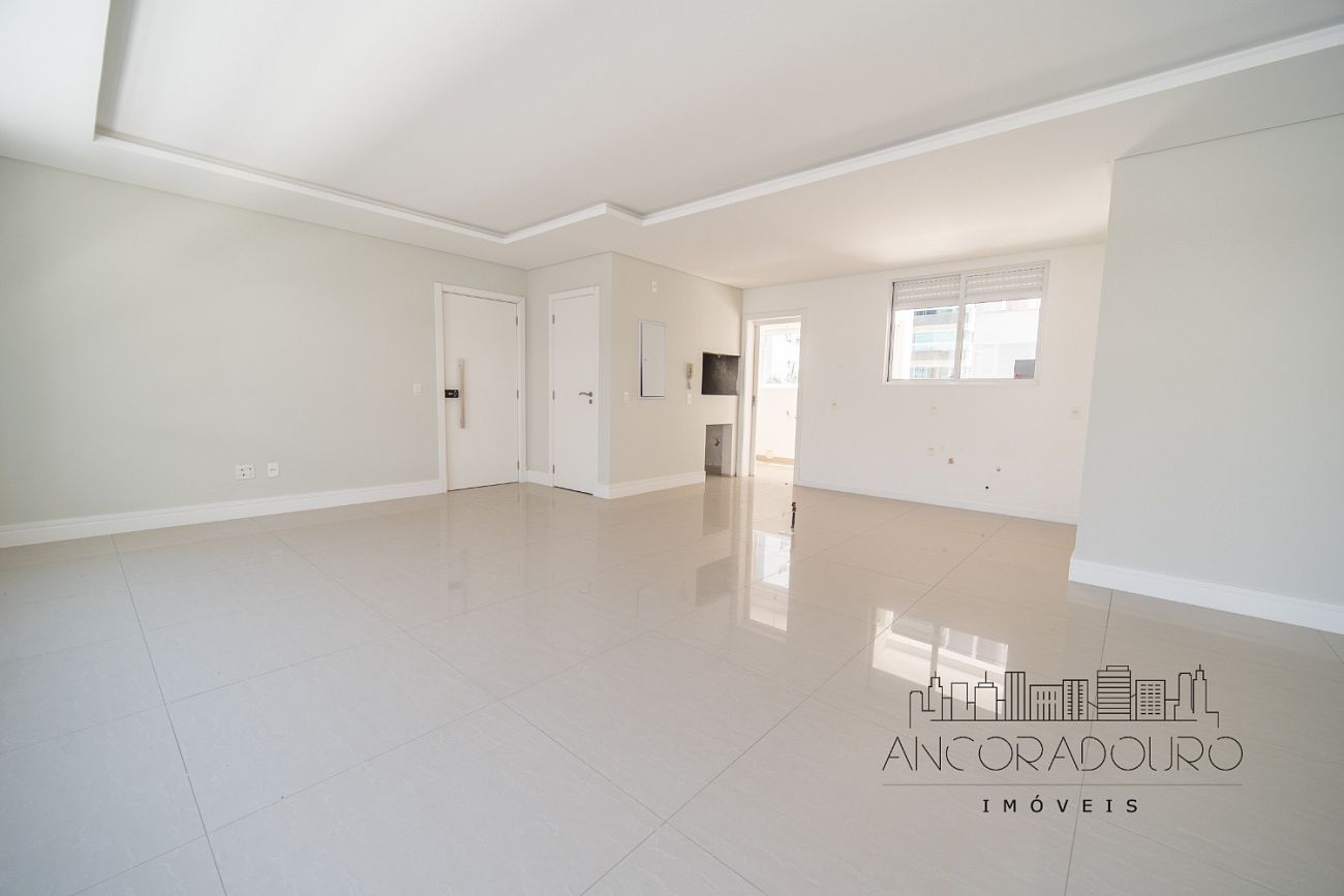 Apartamento, 3 quartos, 251 m² - Foto 3