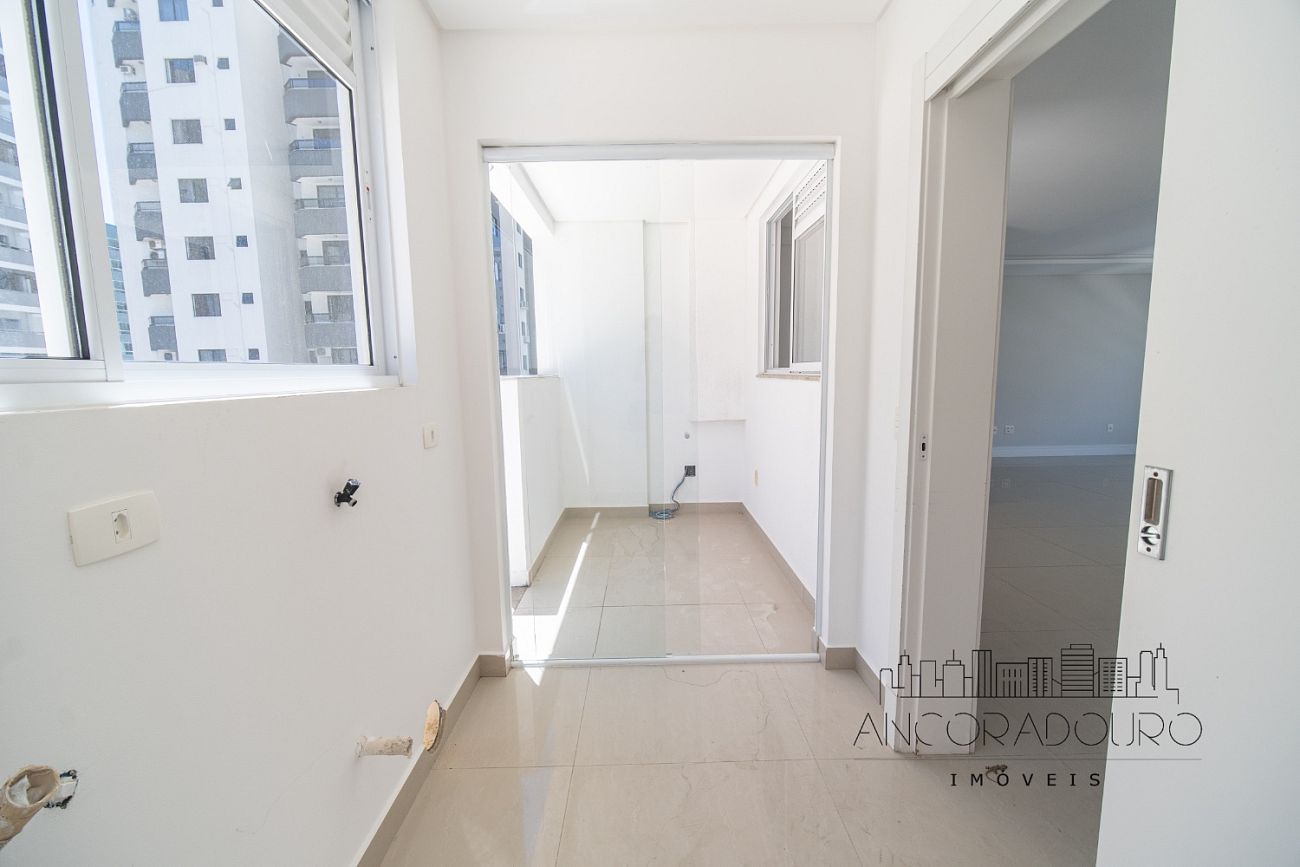 Apartamento, 3 quartos, 251 m² - Foto 8