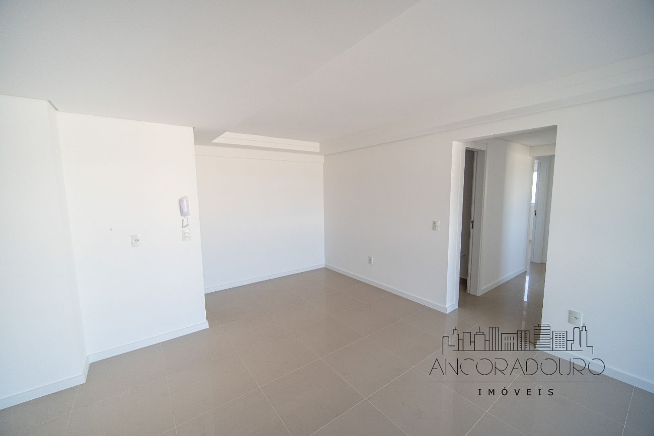 Apartamento, 3 quartos, 76 m² - Foto 2