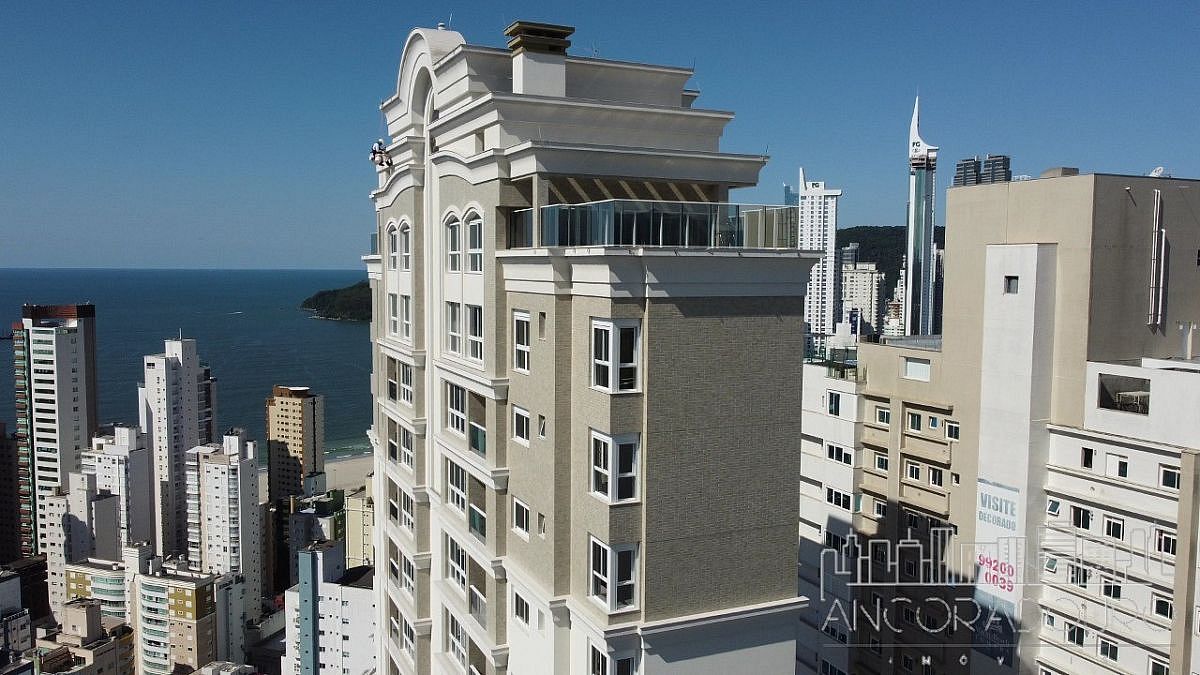 Cobertura, 3 quartos, 240 m² - Foto 1