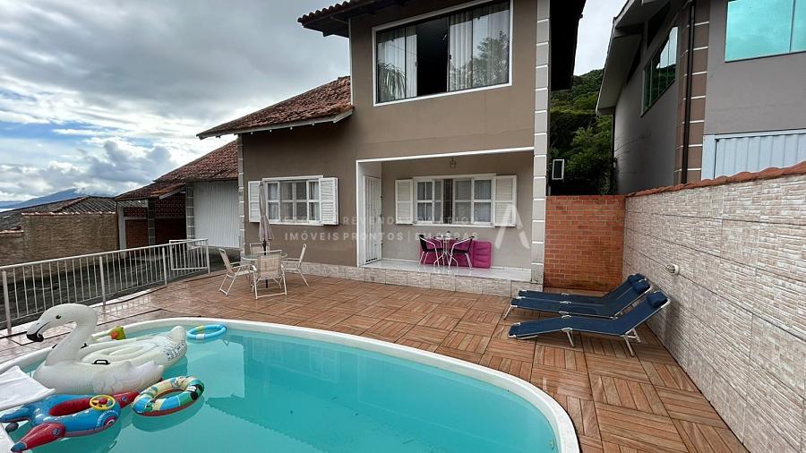 CASA SEMI-MOBILIADA — foto 2