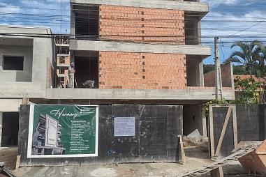 Apartamento com Terraço