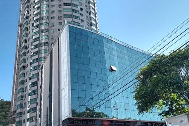 Apartamento com 1 quarto para alugar, 35m², 1 banheiro, 1 garagem - Bairro dos Pioneiros - Balneário Camboriú