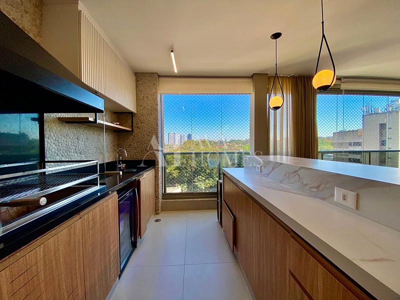 186m� - 3 su�tes - 02 vagas + dep�sito - Mobiliado no Only Cidade Jardim 65