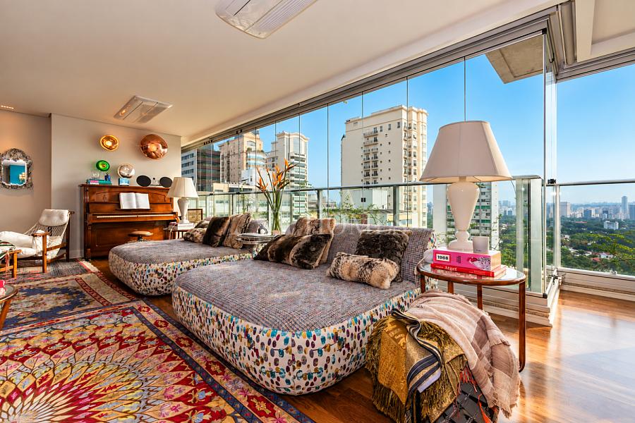 Mobiliado e Decorado - Exclusivo - 178m� com 2 su�tes e 2 vagas e vista eterna para o Jardim Europa 8