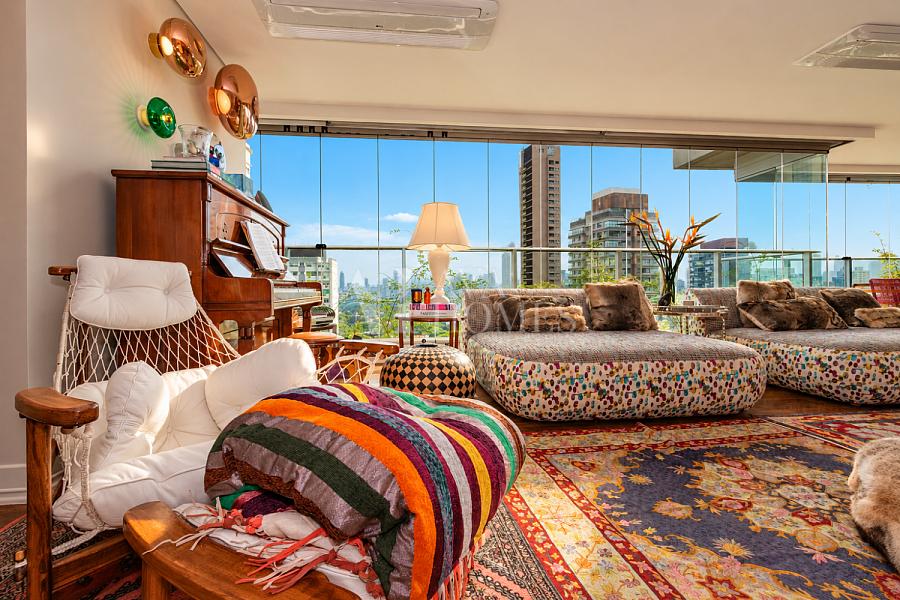 Mobiliado e Decorado - Exclusivo - 178m� com 2 su�tes e 2 vagas e vista eterna para o Jardim Europa 11