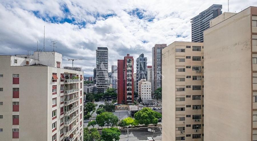 Reformado e mobiliado com 140m� - 3 quartos (1 su�te) e 1 vaga no Jardim Am�rica - SP 13