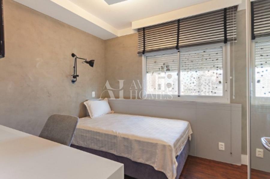 225 m� Mobiliado | 3 Su�tes | 5 Vagas | venda ou Loca��o em Moema - S�o Paulo 18