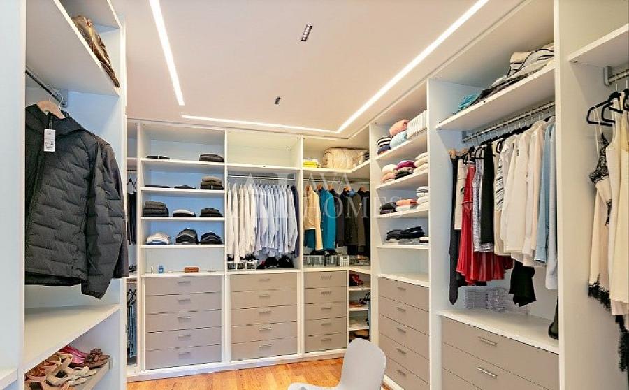 Mobiliado de 290 m� para Loca��o | 3 Su�tes | 2 vagas no Jardim Am�rica 11