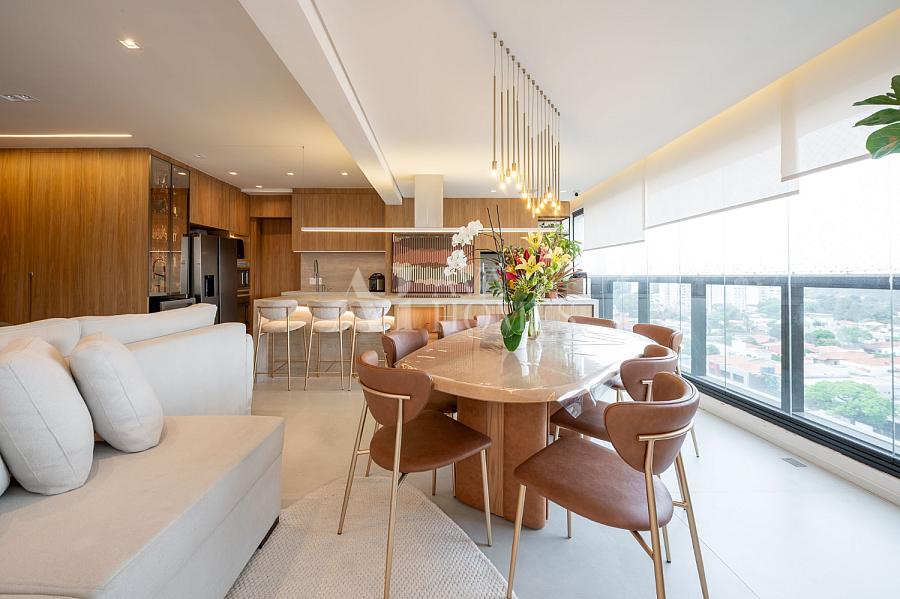 Reformado e Mobiliado de 143 m� | 3 Su�tes |2 vagas em Pinheiros 1