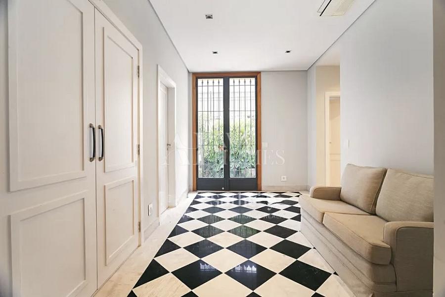 Contempor�nea de 568 m� | 4 Su�tes | 6 vagas | Piscina Privativa | Venda ou Loca�ao no Jardim Paulista - SP 11