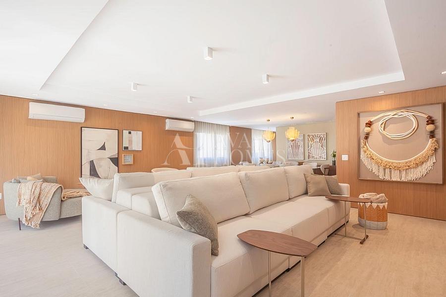 Um cl�ssico dos Jardins | 256 m� | 4 Su�tes | 2 vagas | Porteira Fechada Venda e Loca��o no Jardins - SP 1